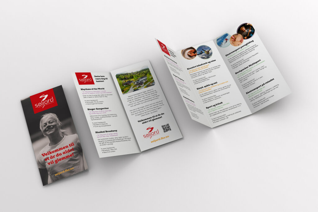 Mock-up bilde av en folder til Seljord Folkehøgskole